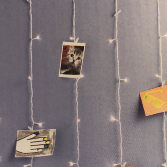 LED Multi-Function Curtain String Lights (Fairy Lights) with 25 clips - Picture 3 of 3